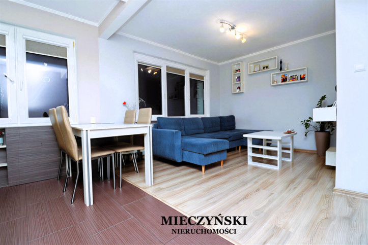 Mieszkanie Sprzedaż Wawrów 1